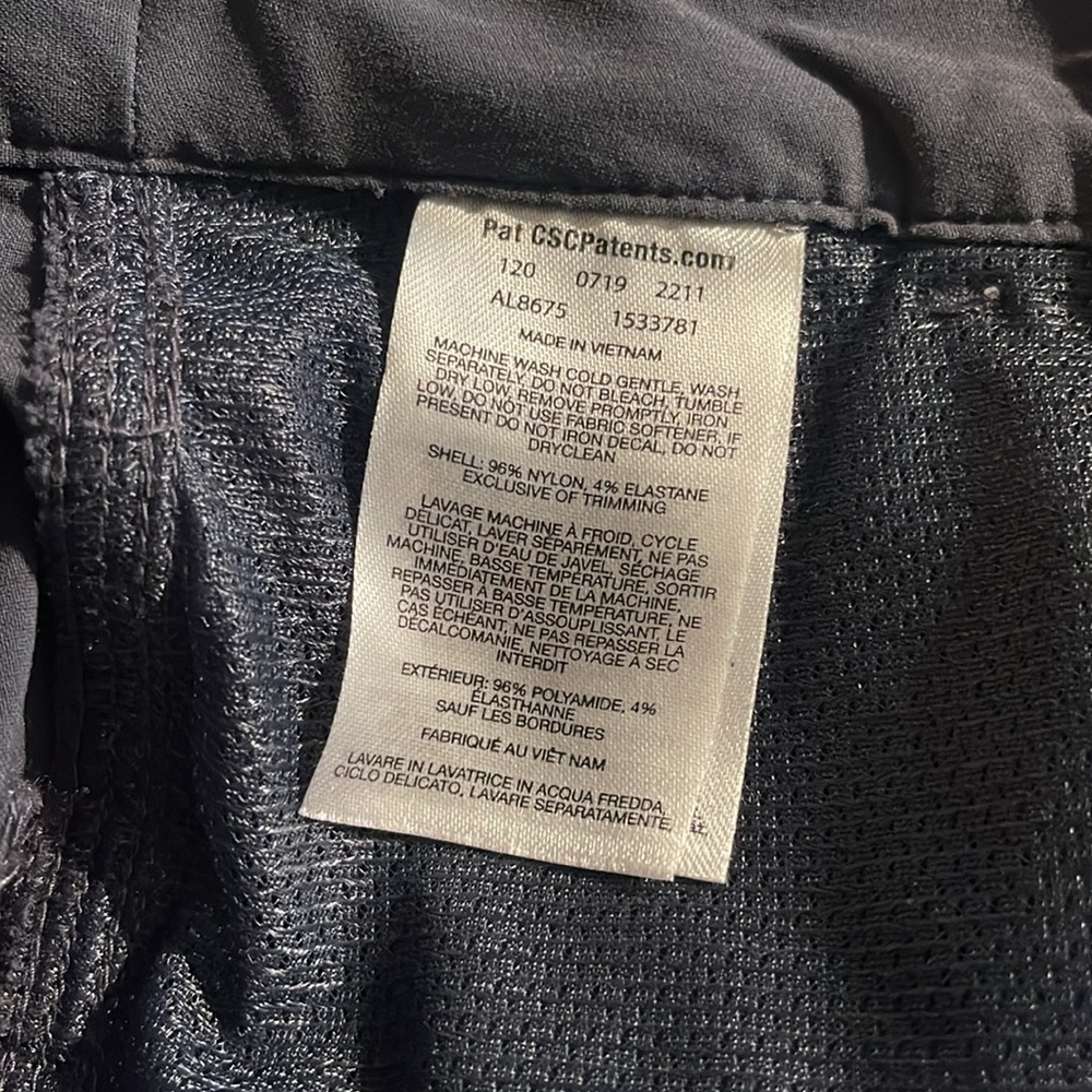 Columbia Women’s Shorts sz 8 - Picture 3 of 8